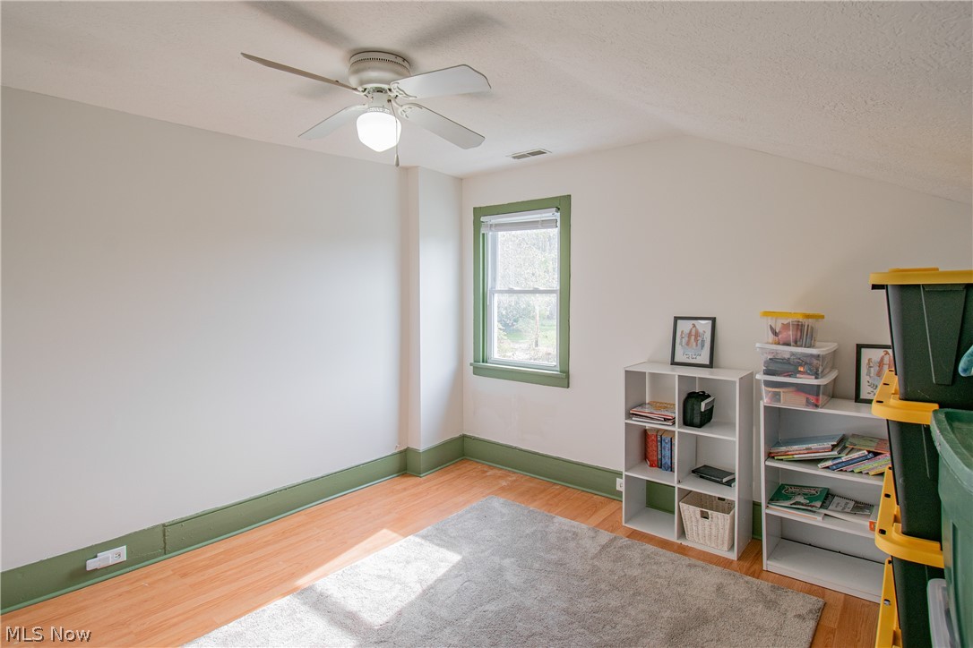 7846 Main Street Clinton OH 44216