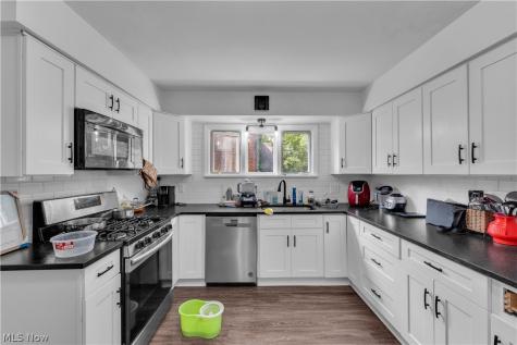 3375 Fairmount Boulevard Cleveland Heights OH 44118