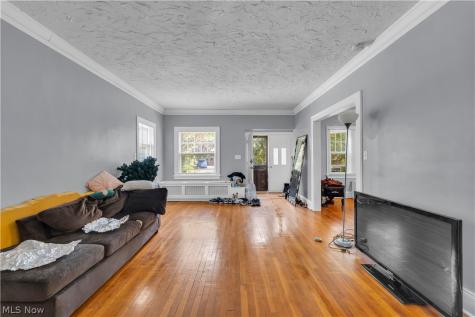 3375 Fairmount Boulevard Cleveland Heights OH 44118