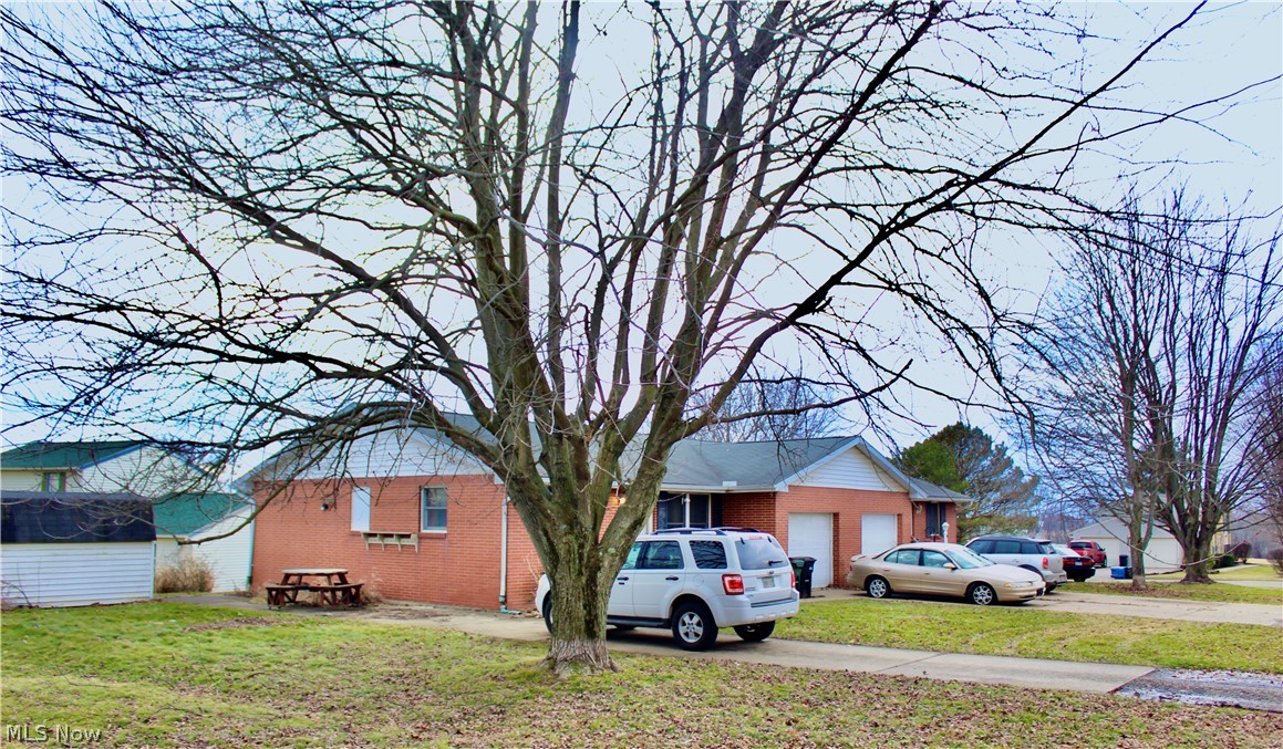 5620 Nave Street SW Canton OH 44706