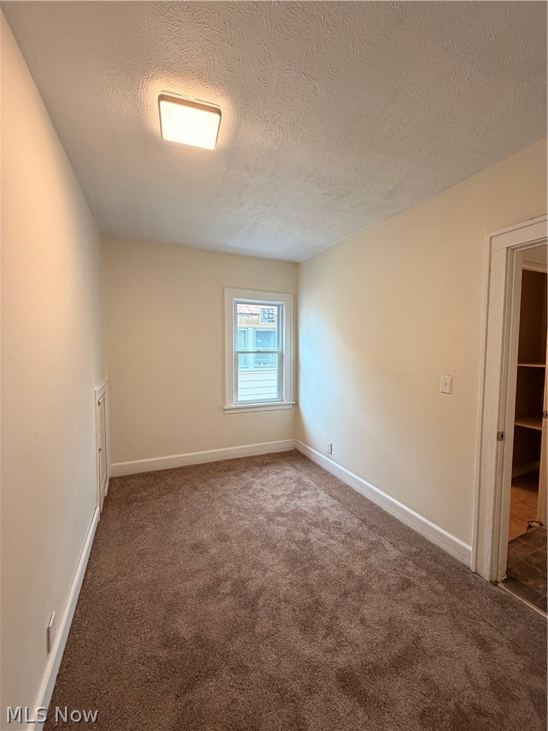 1333 E 142nd Street East Cleveland OH 44112