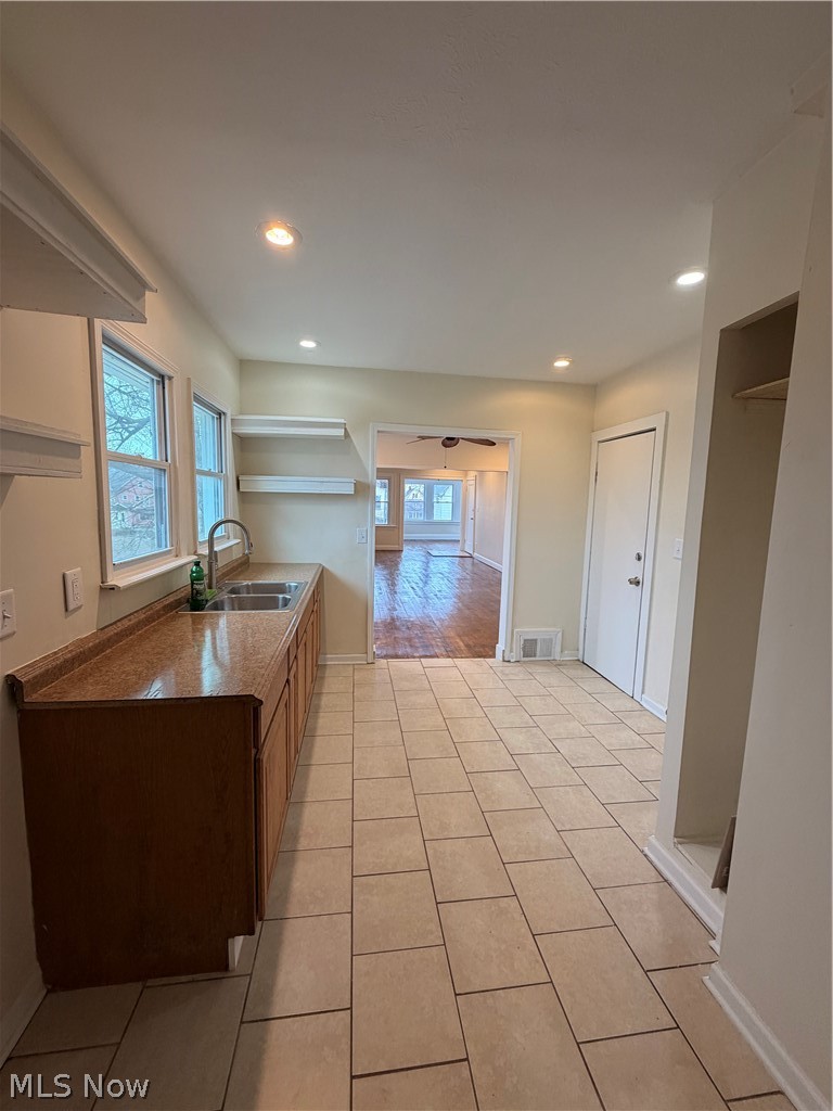 1333 E 142nd Street East Cleveland OH 44112