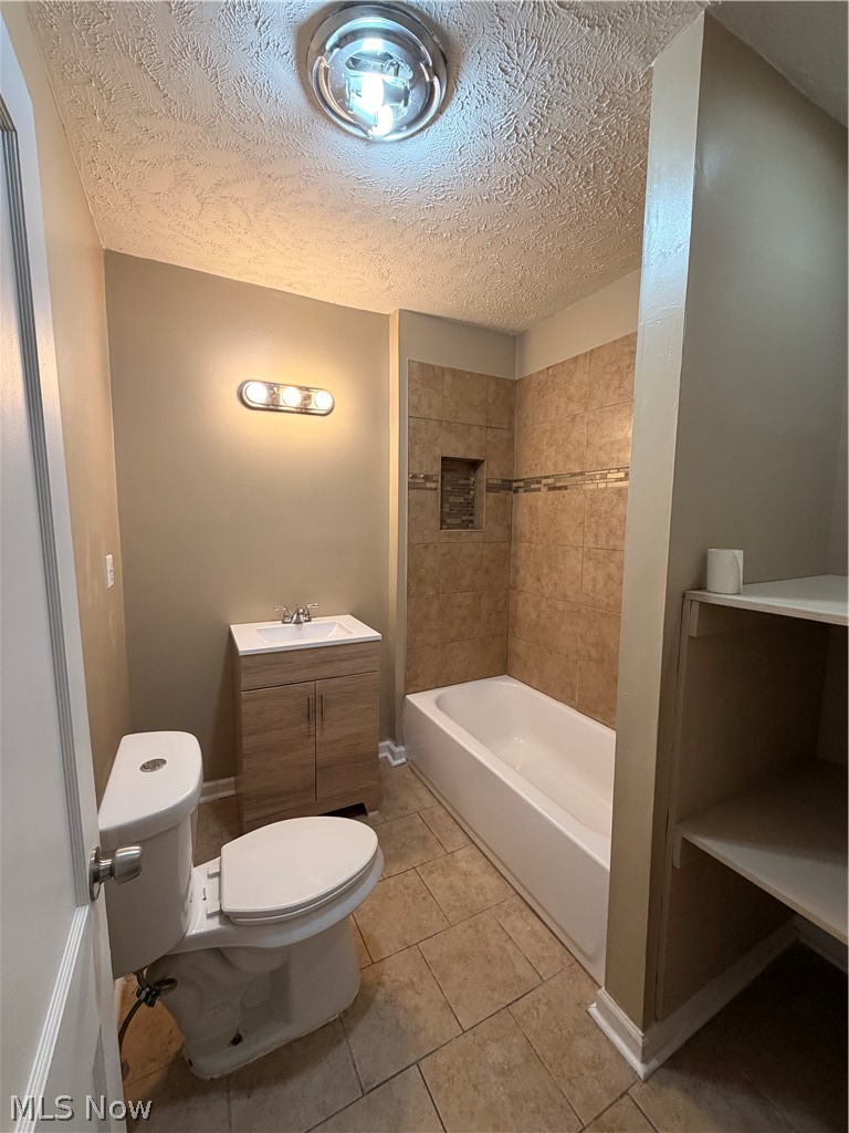 1333 E 142nd Street East Cleveland OH 44112