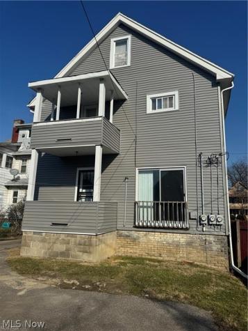 3676 E 154th Street Cleveland OH 44120