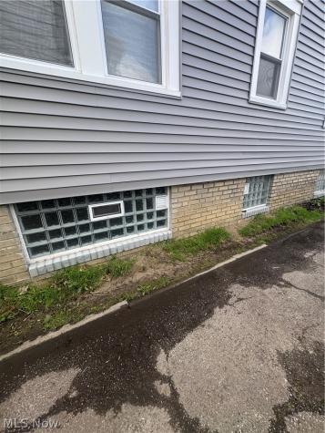 3676 E 154th Street Cleveland OH 44120