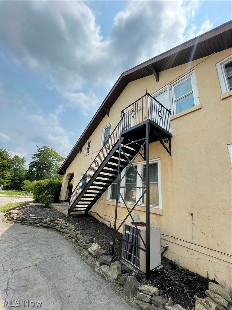 162 Belvedere Avenue SE Warren OH 44483