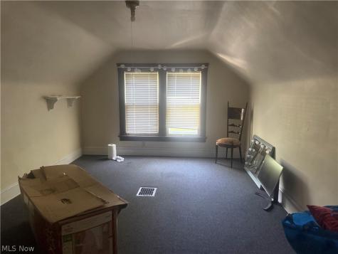 2177 Oakdale Road Cleveland Heights OH 44118