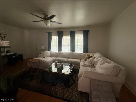 2177 Oakdale Road Cleveland Heights OH 44118
