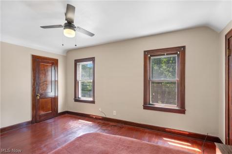 3404 Montclair Avenue Cleveland OH 44109
