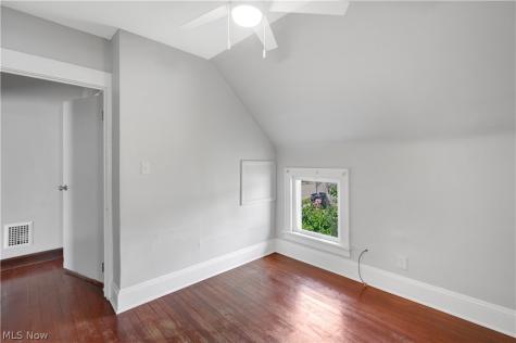 3404 Montclair Avenue Cleveland OH 44109