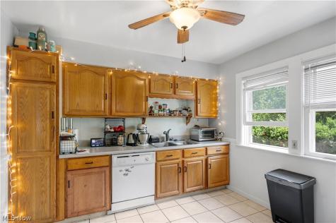 3404 Montclair Avenue Cleveland OH 44109