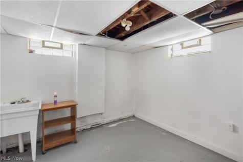 3404 Montclair Avenue Cleveland OH 44109