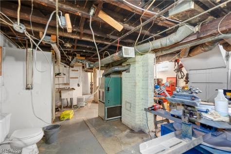 3404 Montclair Avenue Cleveland OH 44109