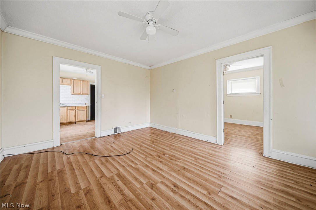 4150 E 142nd Street Cleveland OH 44128