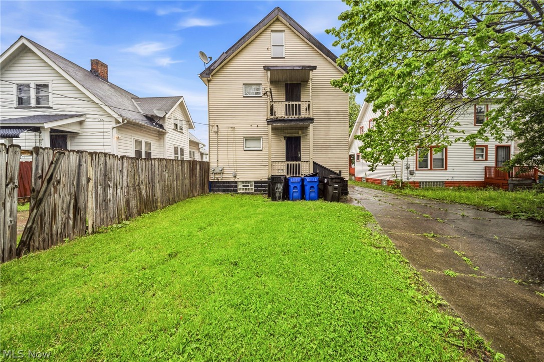 4150 E 142nd Street Cleveland OH 44128