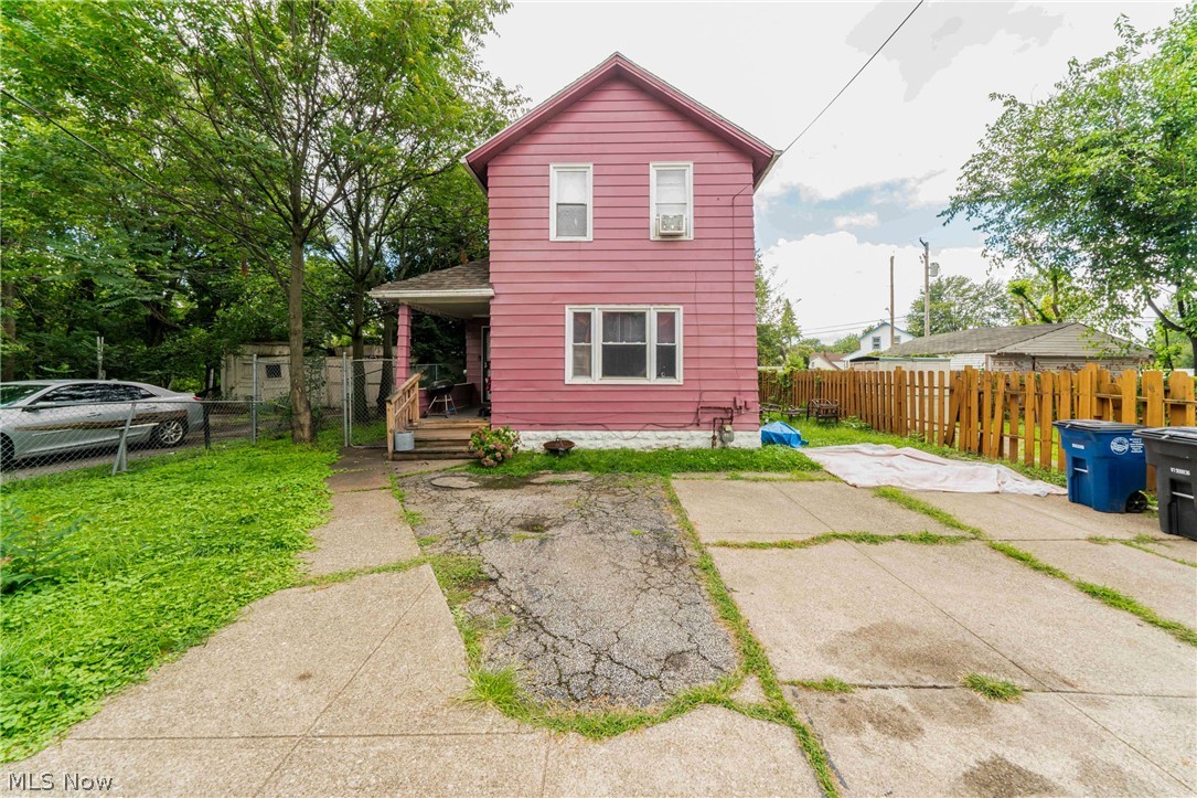7426 Spafford Road Cleveland OH 44105
