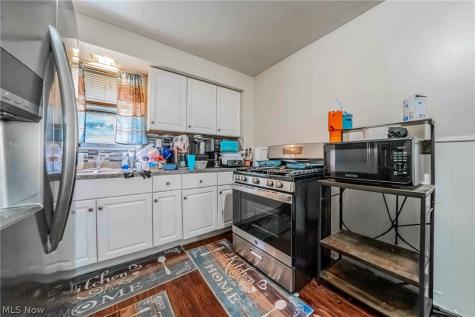 7426 Spafford Road Cleveland OH 44105