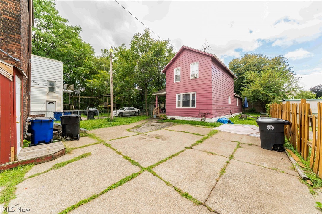 7426 Spafford Road Cleveland OH 44105