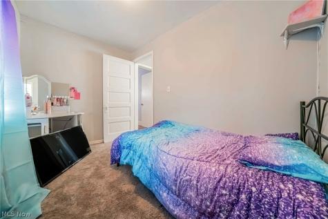 7426 Spafford Road Cleveland OH 44105