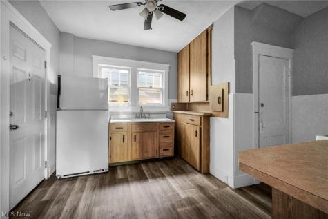 56 Vesper Street Akron OH 44310