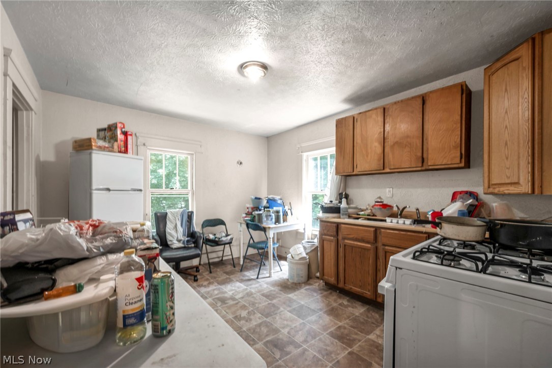 56 Vesper Street Akron OH 44310
