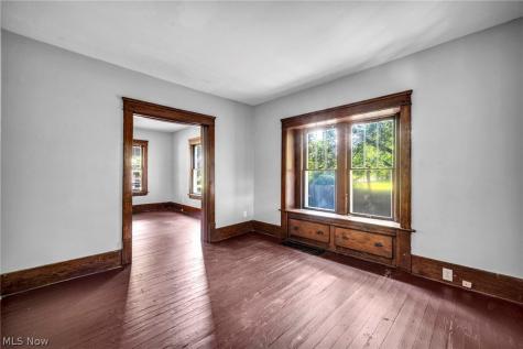 56 Vesper Street Akron OH 44310