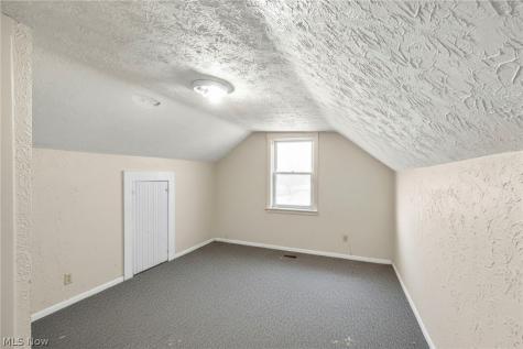 56 Vesper Street Akron OH 44310