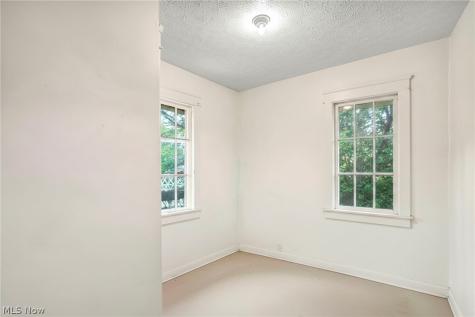 56 Vesper Street Akron OH 44310