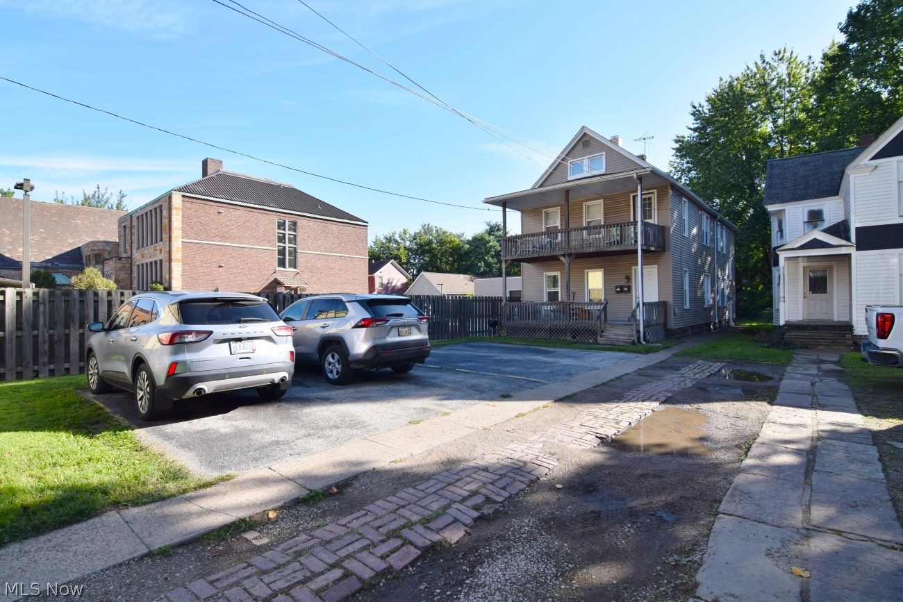 2445-2447 W 11th Street Cleveland OH 44113