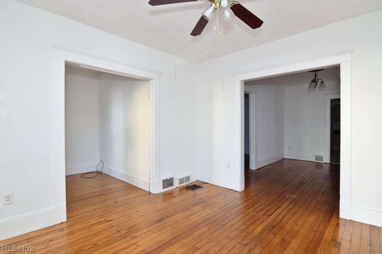 2445-2447 W 11th Street Cleveland OH 44113