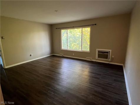 1560 Wagar Rocky River OH 44116