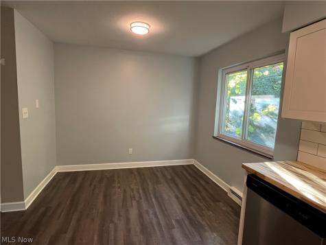 1560 Wagar Rocky River OH 44116