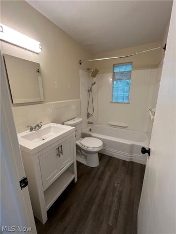 1560 Wagar Rocky River OH 44116