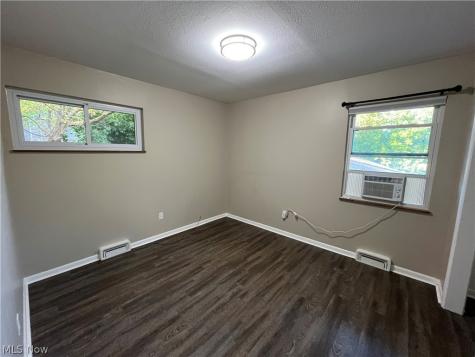 1560 Wagar Rocky River OH 44116