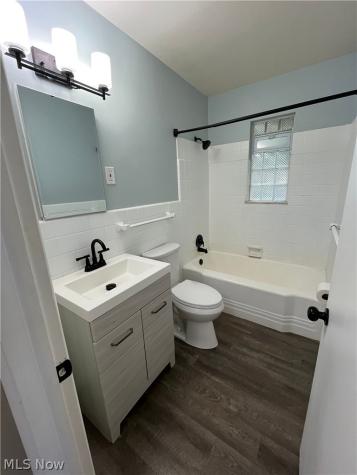 1560 Wagar Rocky River OH 44116