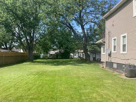 13120 Kirton Avenue Cleveland OH 44135