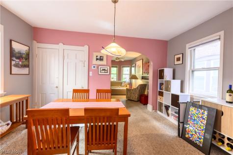 2046 Fairview Avenue Cleveland OH 44106