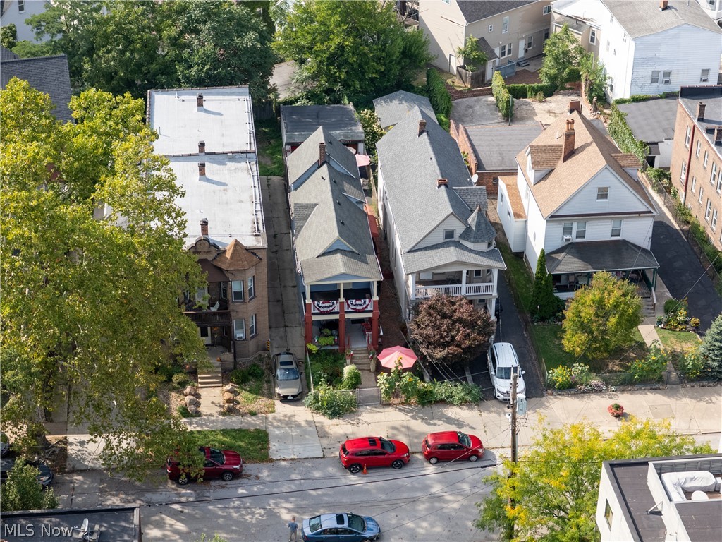 2046 Fairview Avenue Cleveland OH 44106