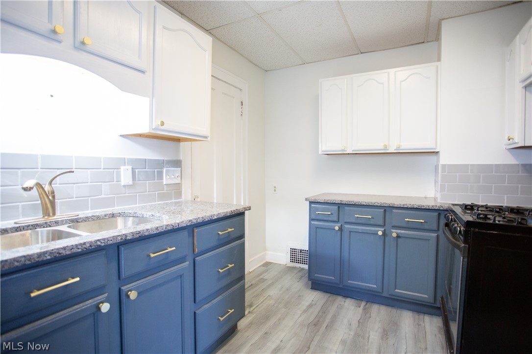 18014 Harland Avenue Cleveland OH 44119
