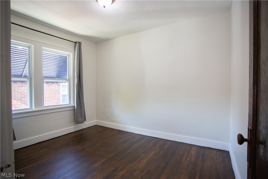 18014 Harland Avenue Cleveland OH 44119