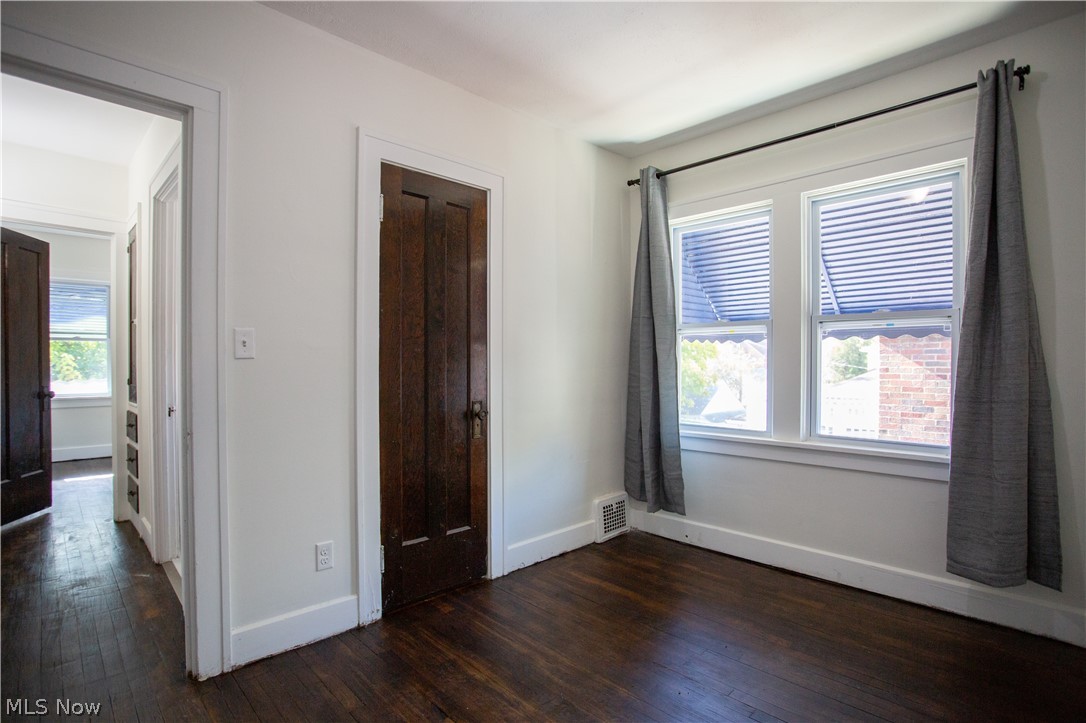 18014 Harland Avenue Cleveland OH 44119