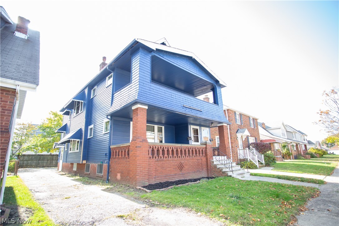 18014 Harland Avenue Cleveland OH 44119