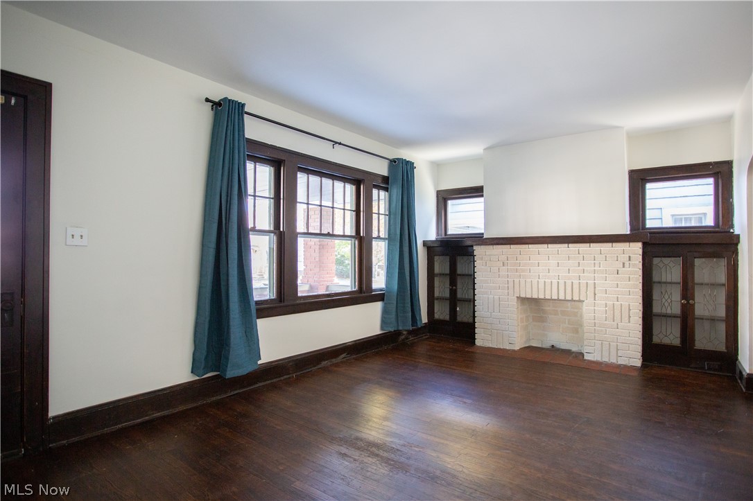 18014 Harland Avenue Cleveland OH 44119