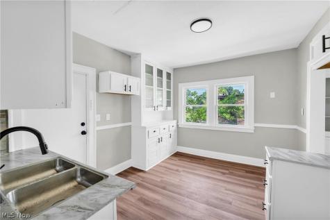3514 E 118th Street Cleveland OH 44105
