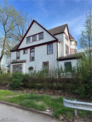 1821 E 93rd Street Cleveland OH 44106