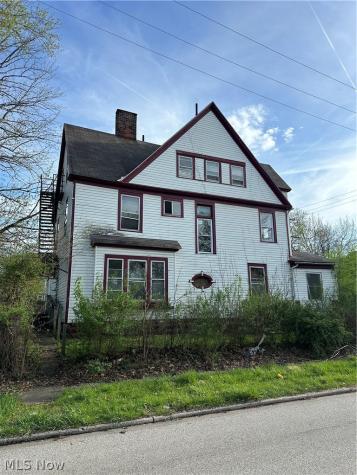 1821 E 93rd Street Cleveland OH 44106