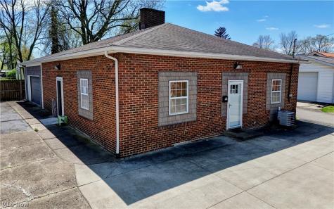 1307-1309 Main Avenue W Massillon OH 44647