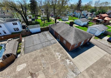 1307-1309 Main Avenue W Massillon OH 44647