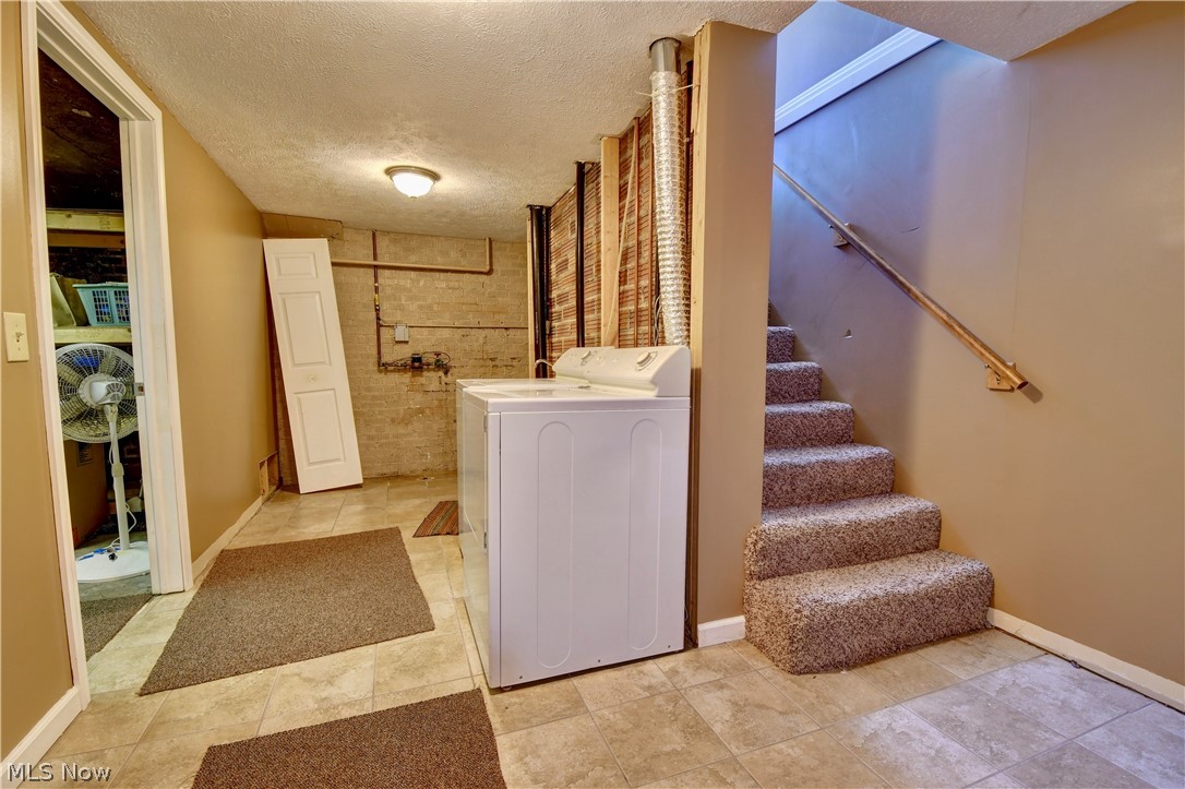 1307-1309 Main Avenue W Massillon OH 44647