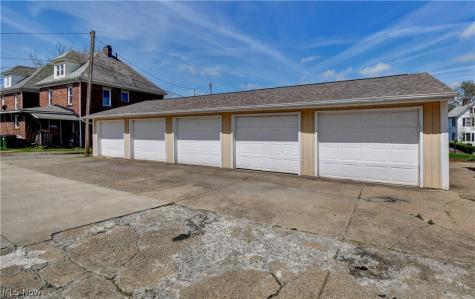 1307-1309 Main Avenue W Massillon OH 44647